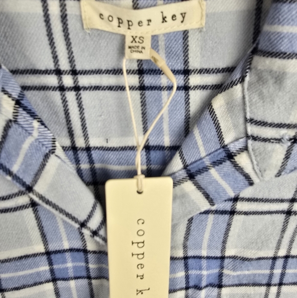 NWT Copper Key Light Blue and White Long Sleeve Button Plaid Shirt Sz XS - Picture 3 of 9